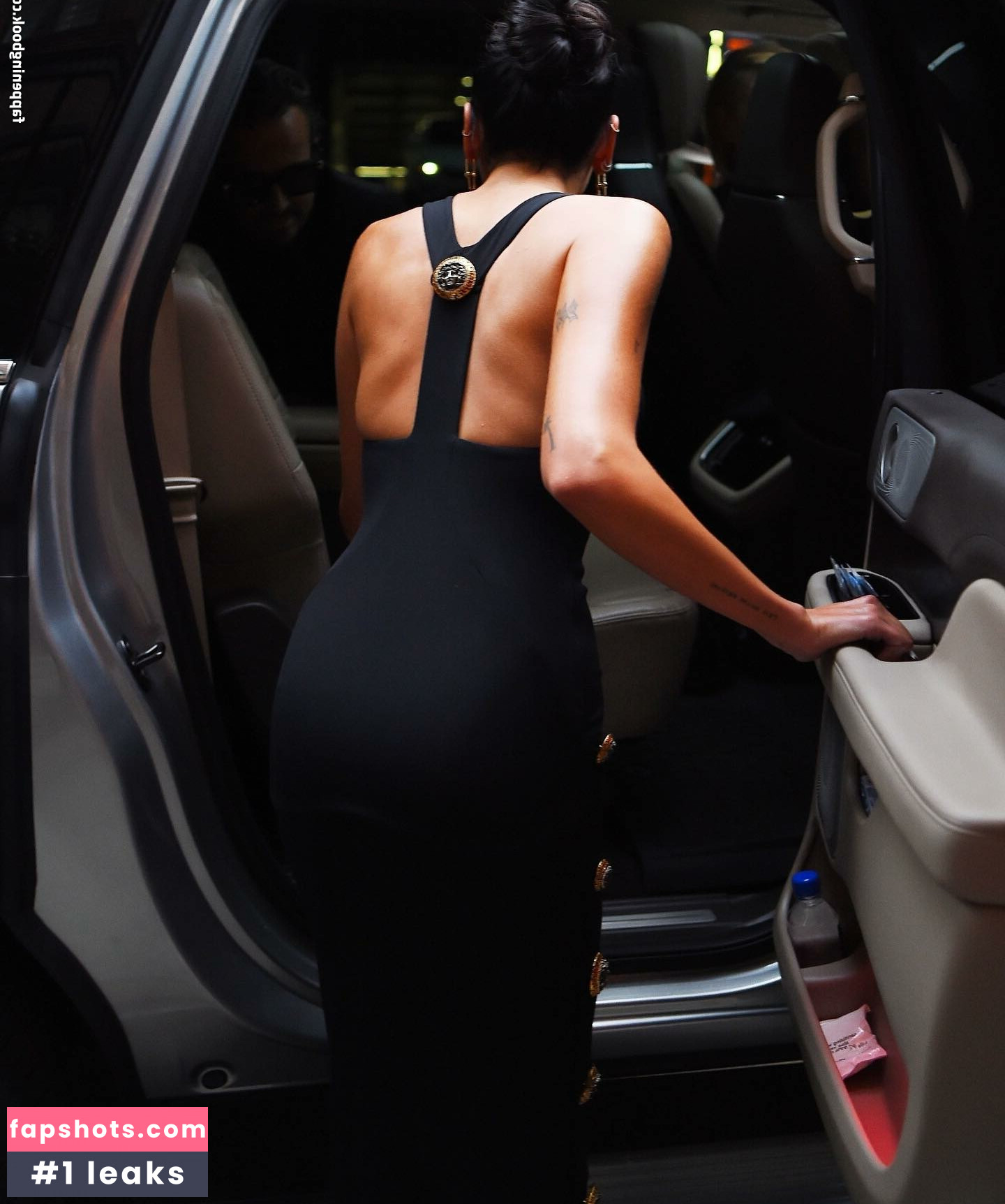 Dua Lipa gallery photo #4126