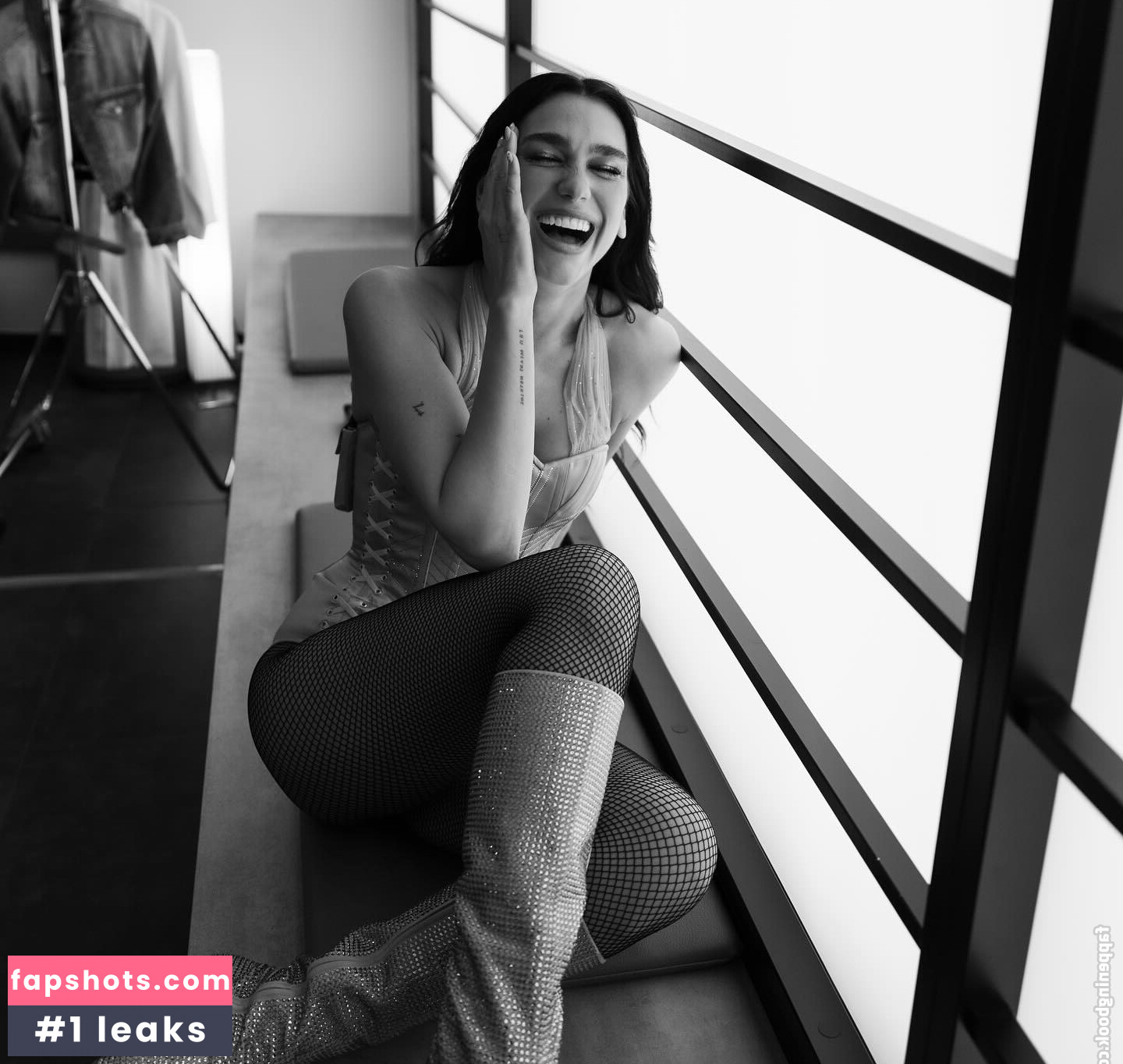 Dua Lipa gallery photo #417