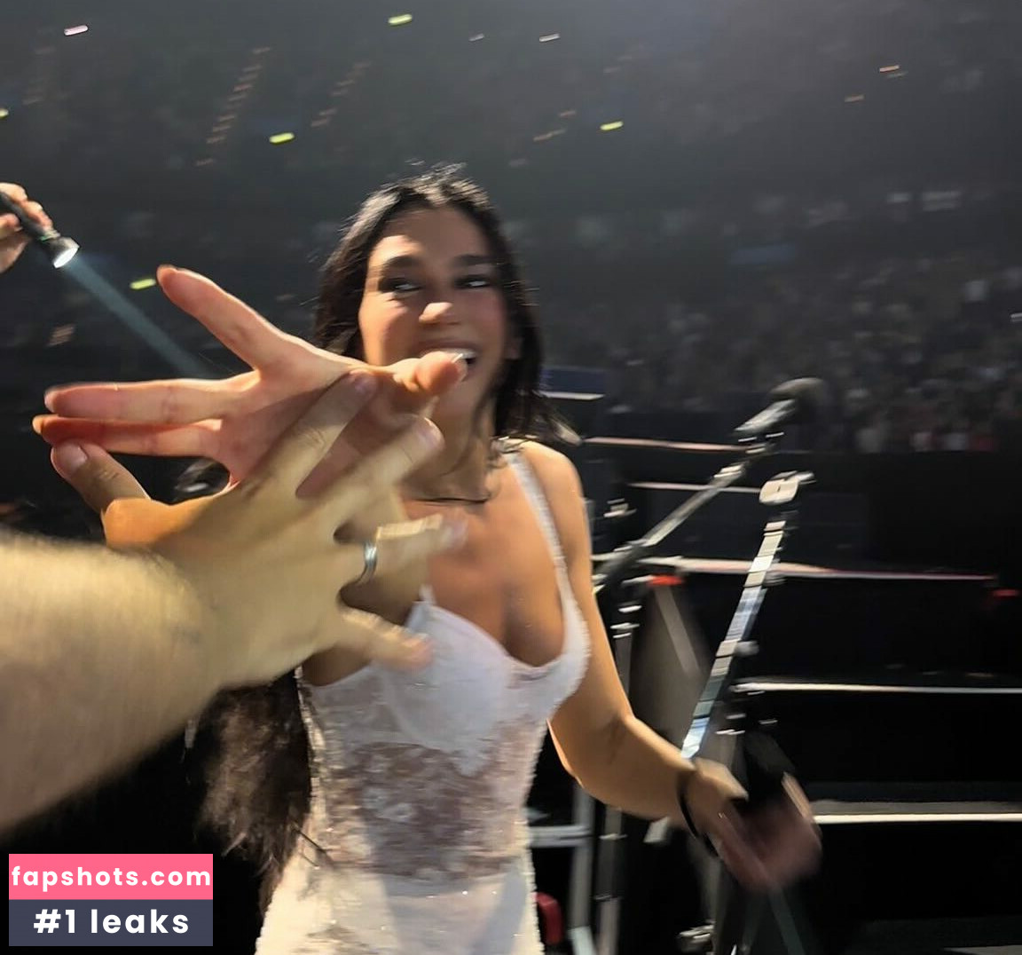 Dua Lipa gallery photo #420