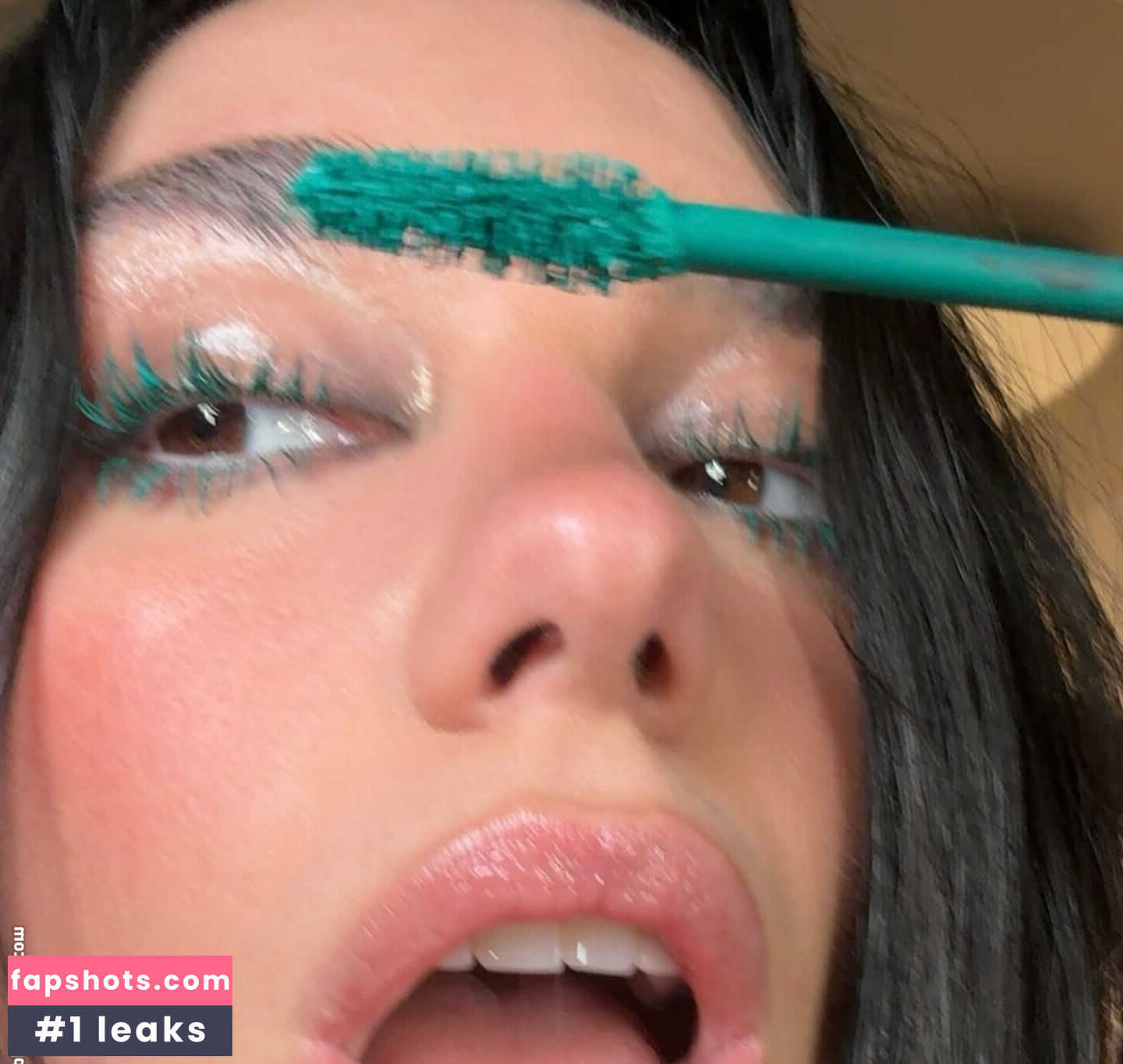 Dua Lipa gallery photo #422