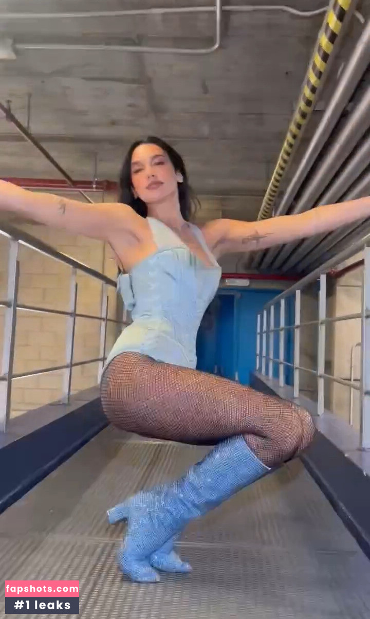 Dua Lipa gallery photo #428