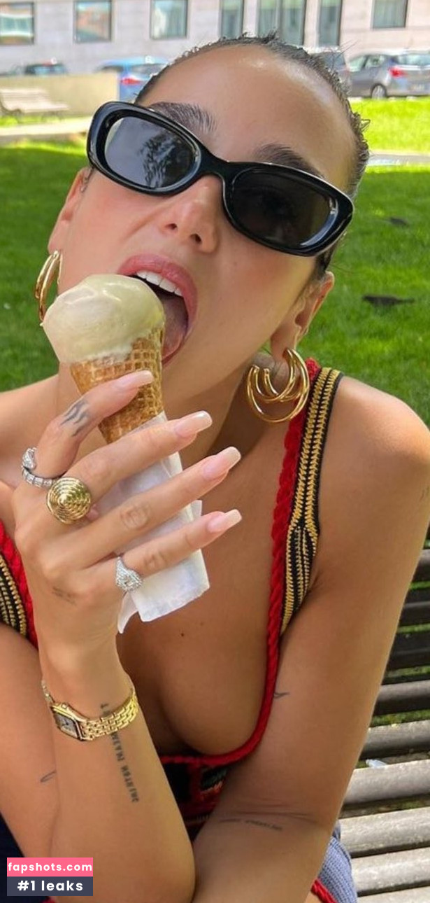 Dua Lipa gallery photo #4277