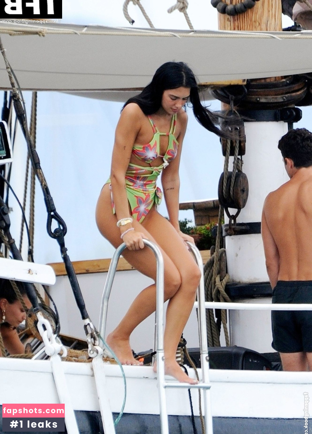 Dua Lipa gallery photo #4283