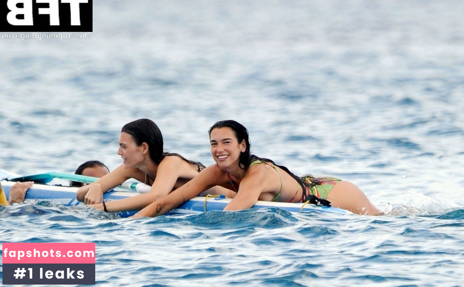 Dua Lipa gallery photo #4288