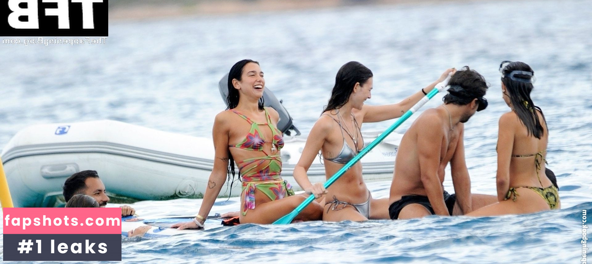 Dua Lipa gallery photo #4293