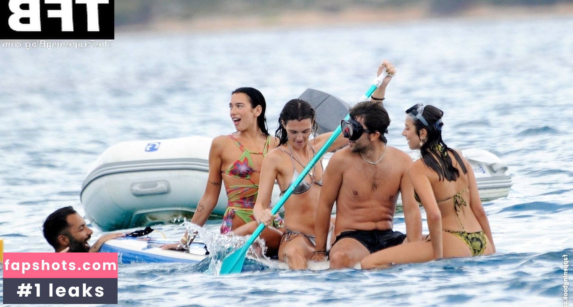 Dua Lipa gallery photo #4295