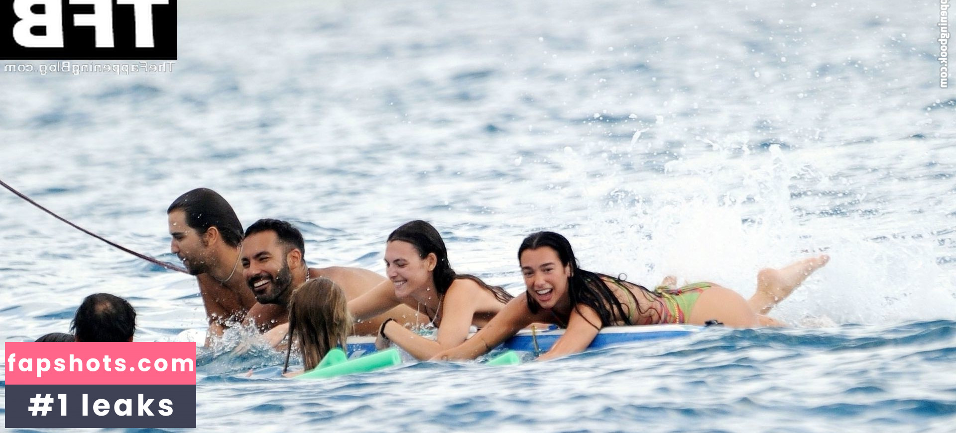 Dua Lipa gallery photo #4308