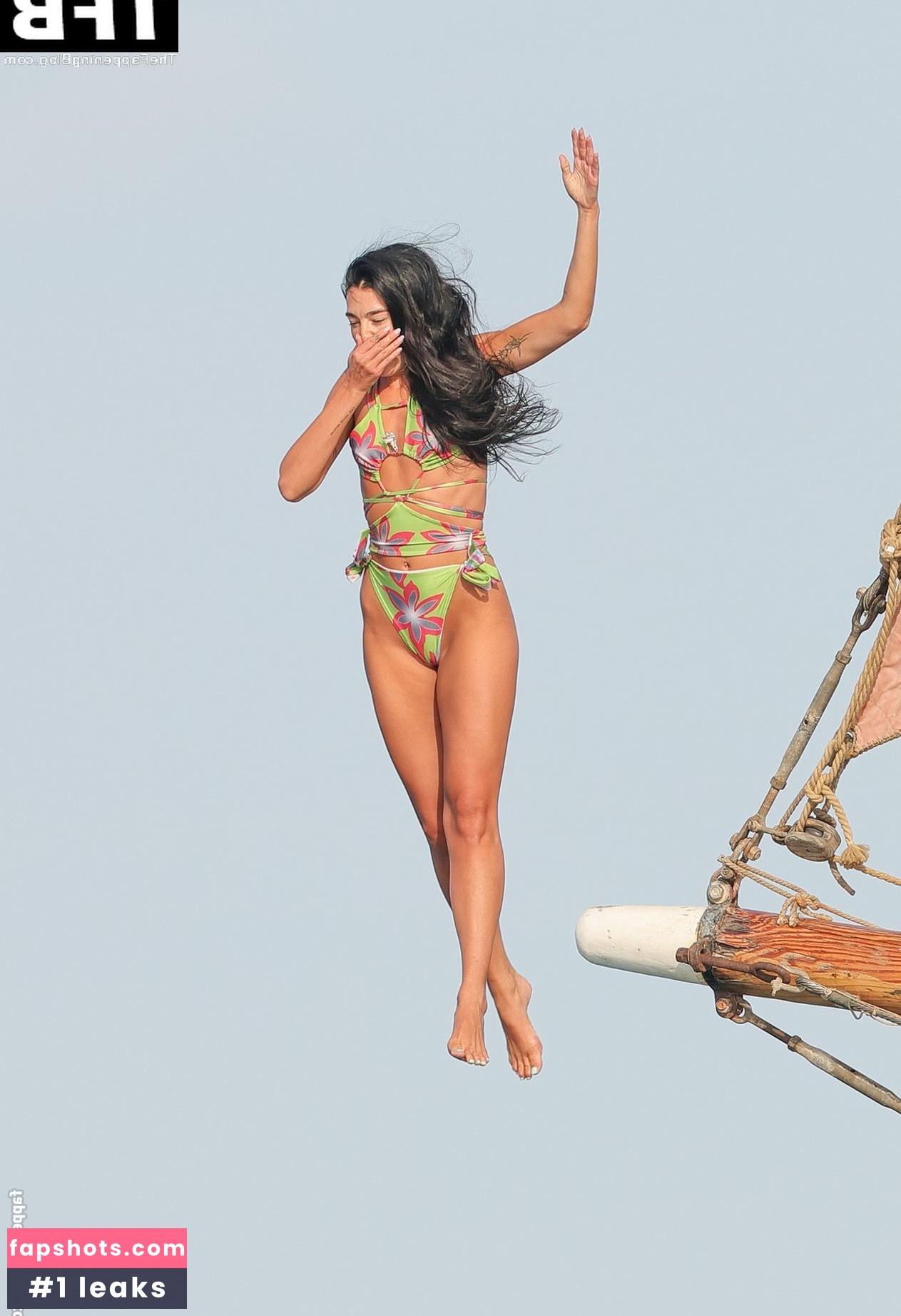 Dua Lipa gallery photo #4351