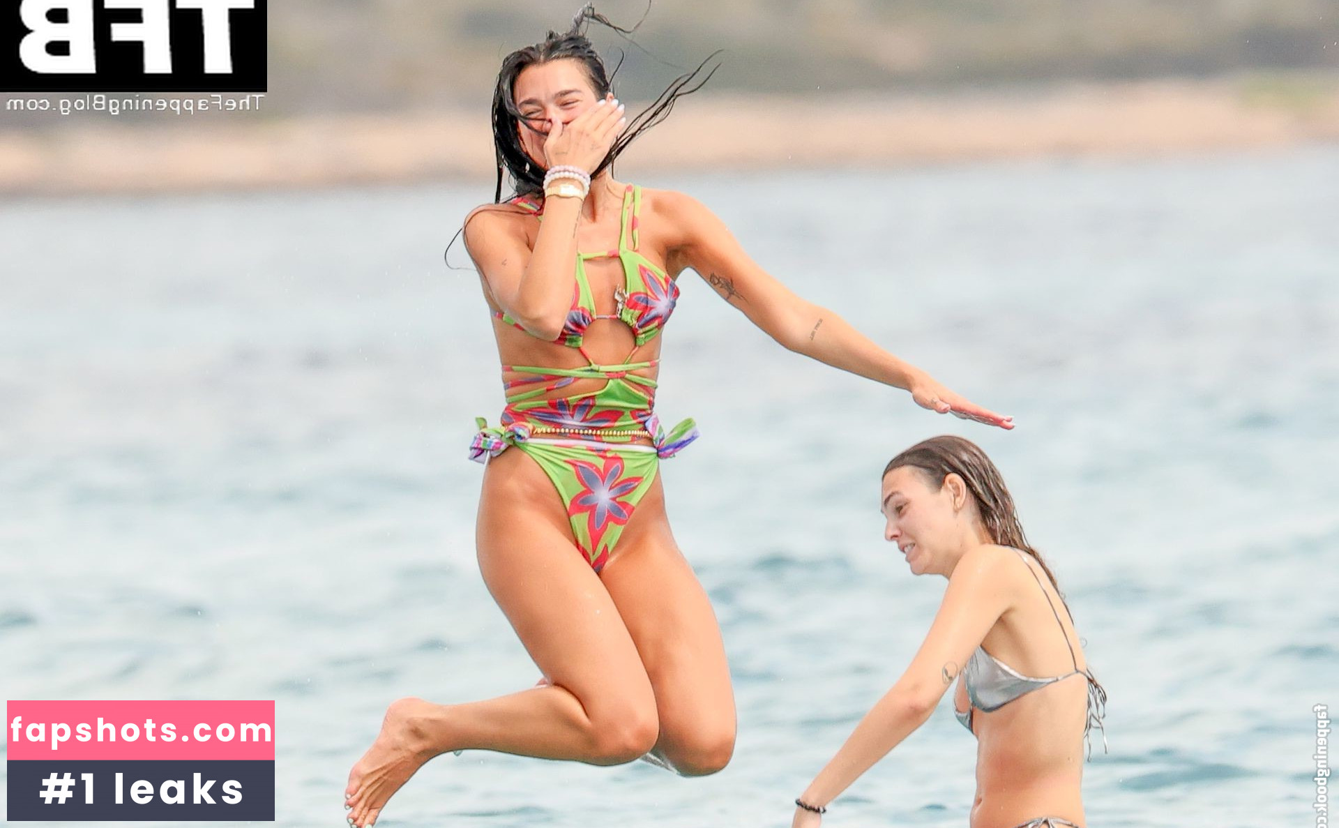 Dua Lipa gallery photo #4394