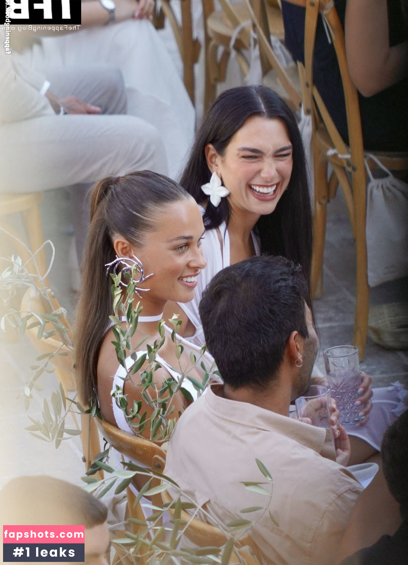 Dua Lipa gallery photo #4433