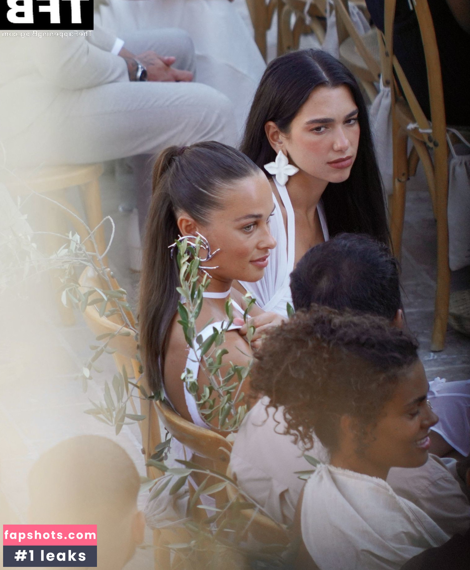 Dua Lipa gallery photo #4434