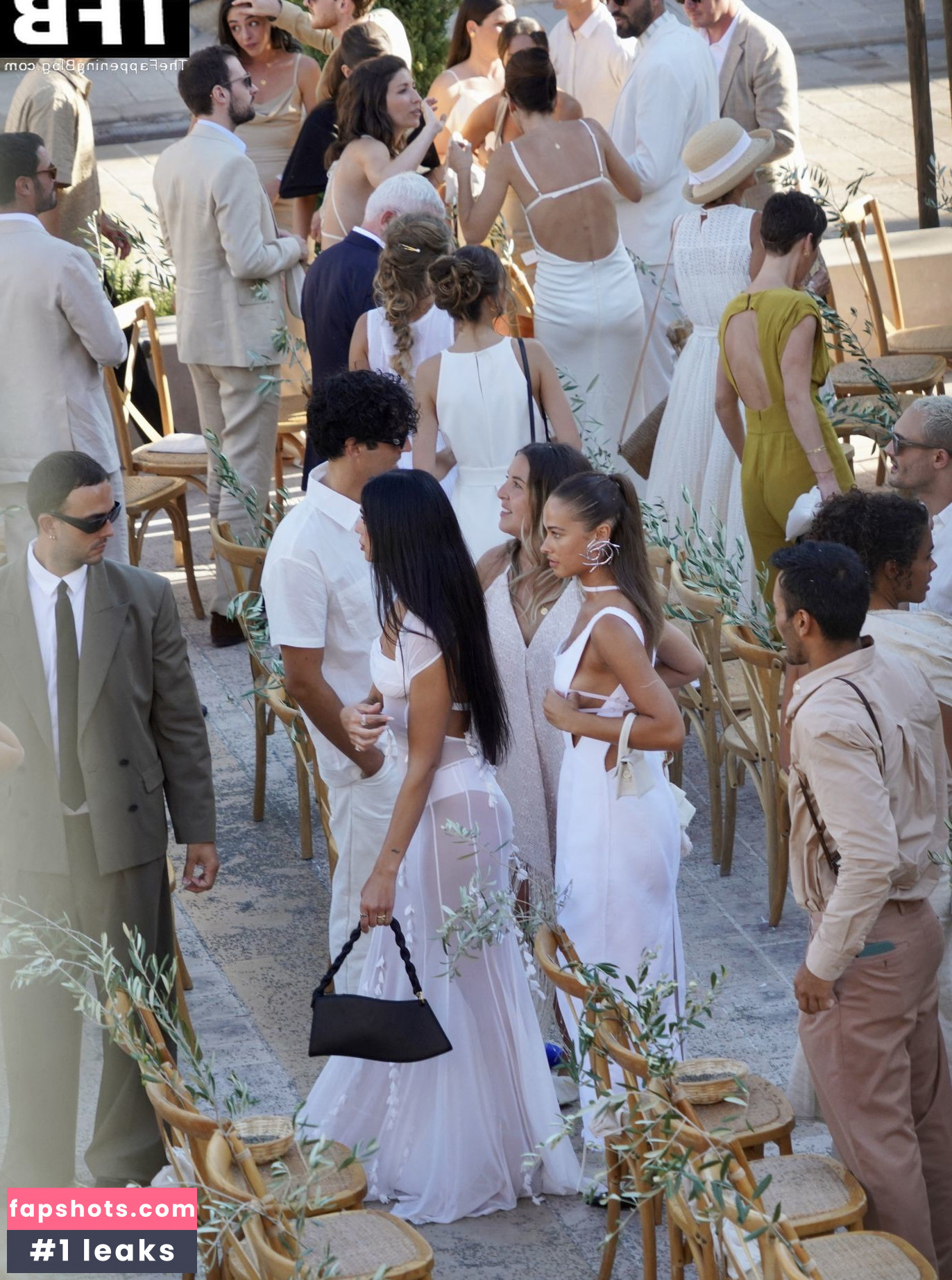 Dua Lipa gallery photo #4444