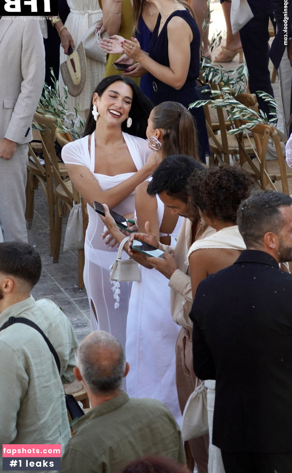 Dua Lipa gallery photo #4449