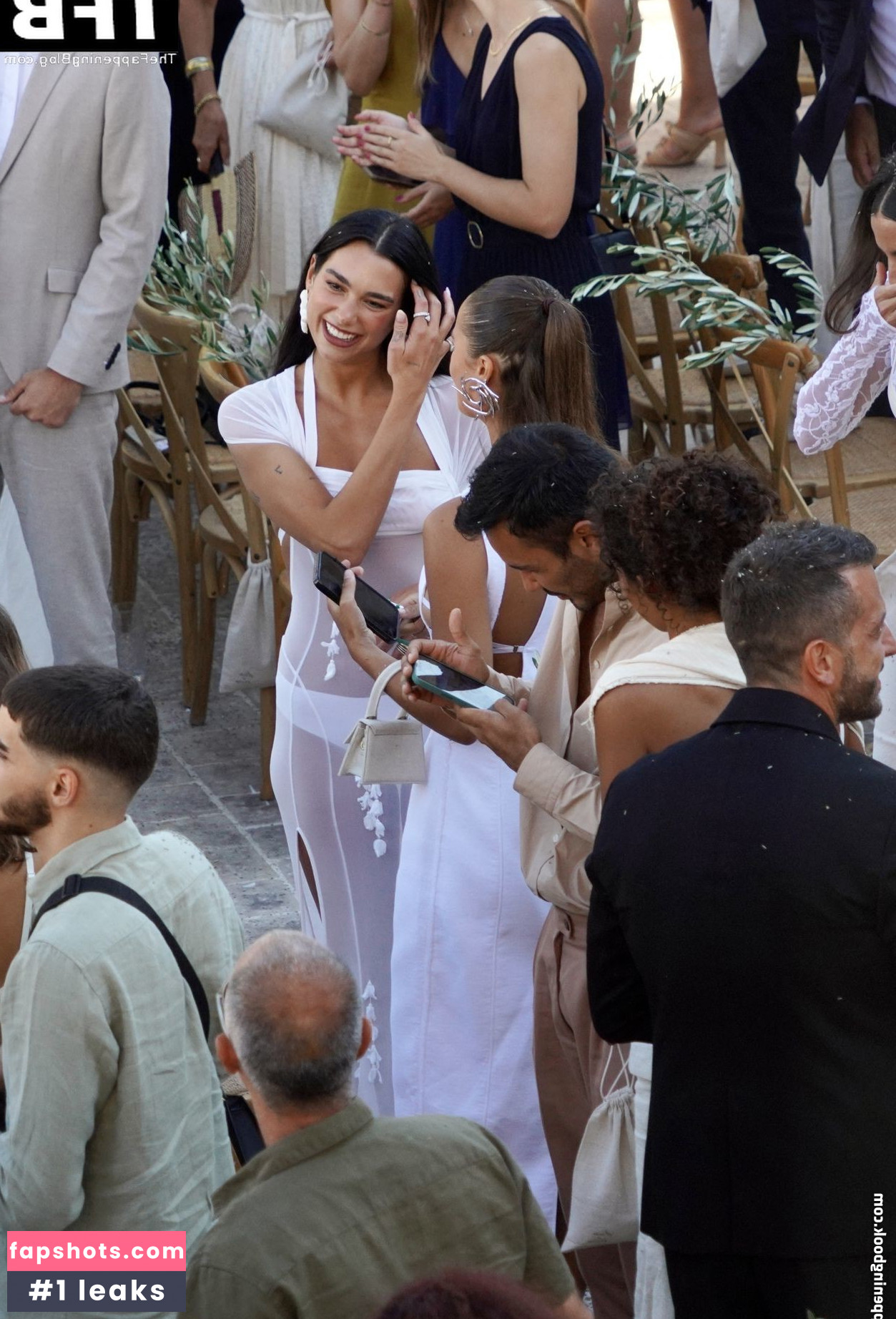 Dua Lipa gallery photo #4450