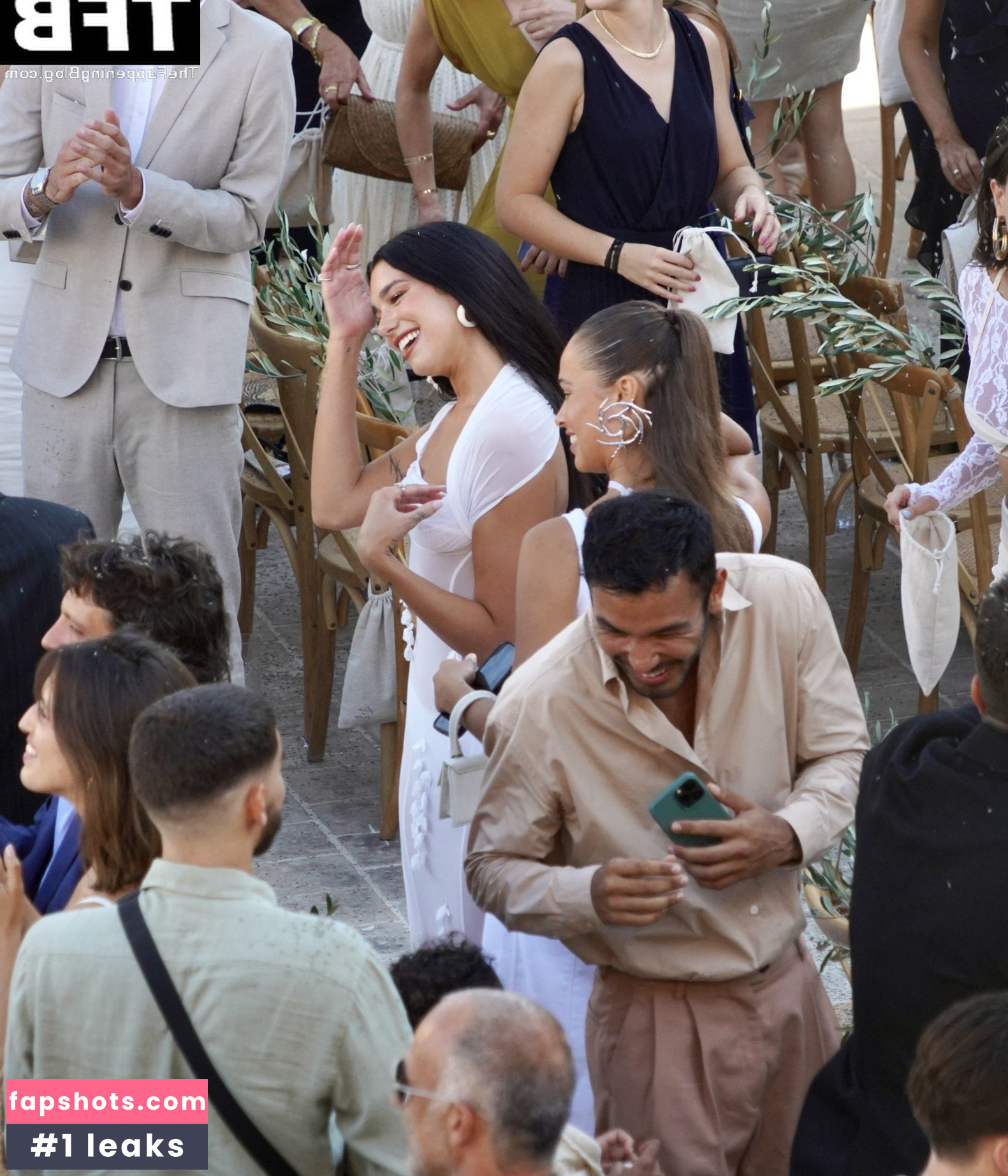 Dua Lipa gallery photo #4452