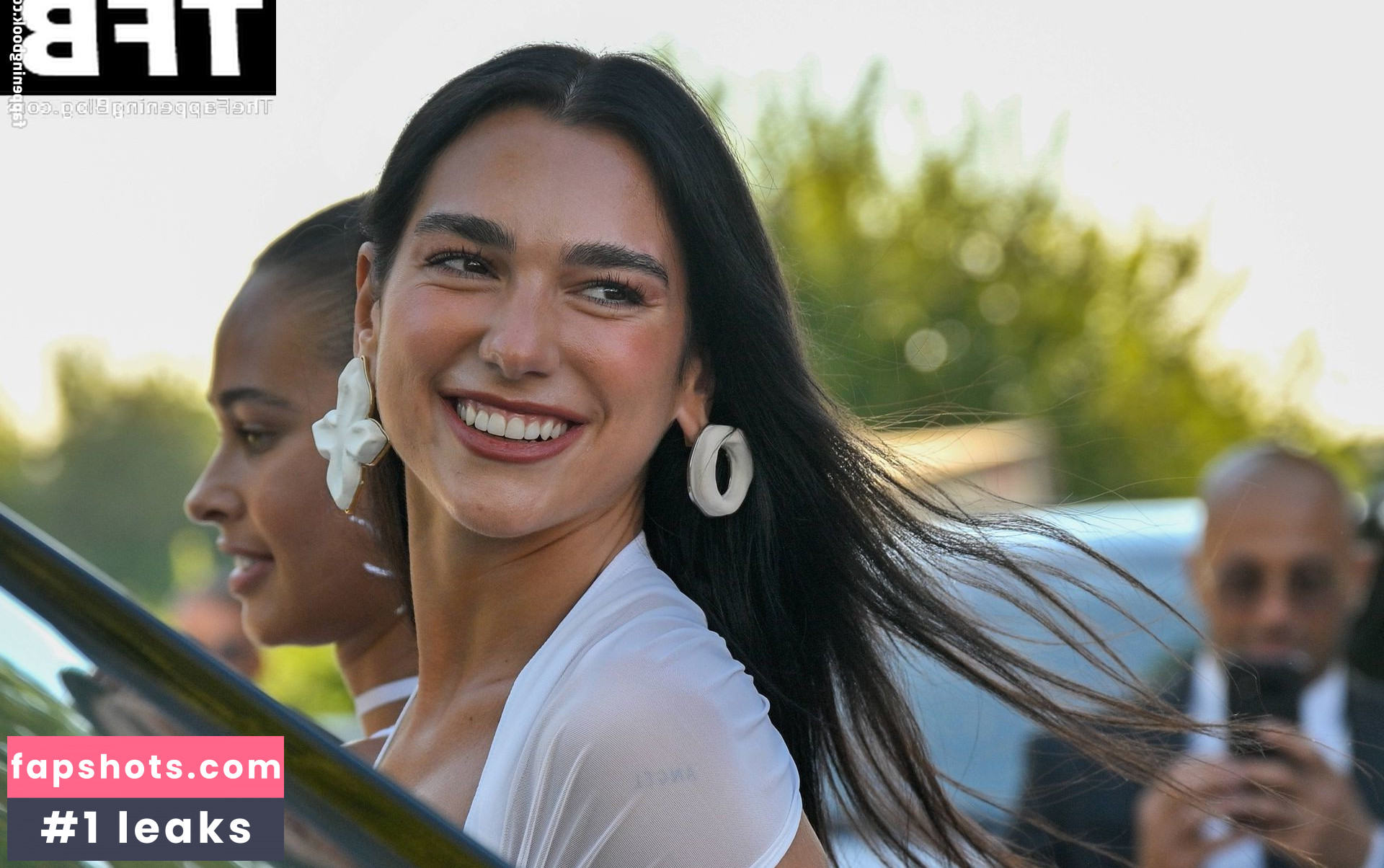 Dua Lipa gallery photo #4454