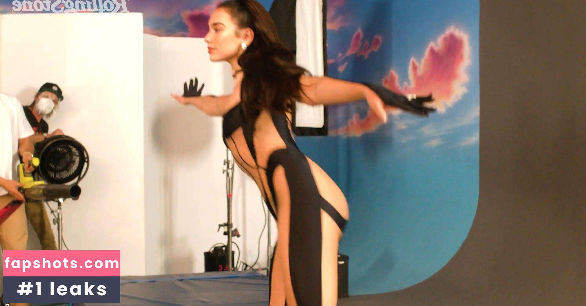 Dua Lipa gallery photo #4525