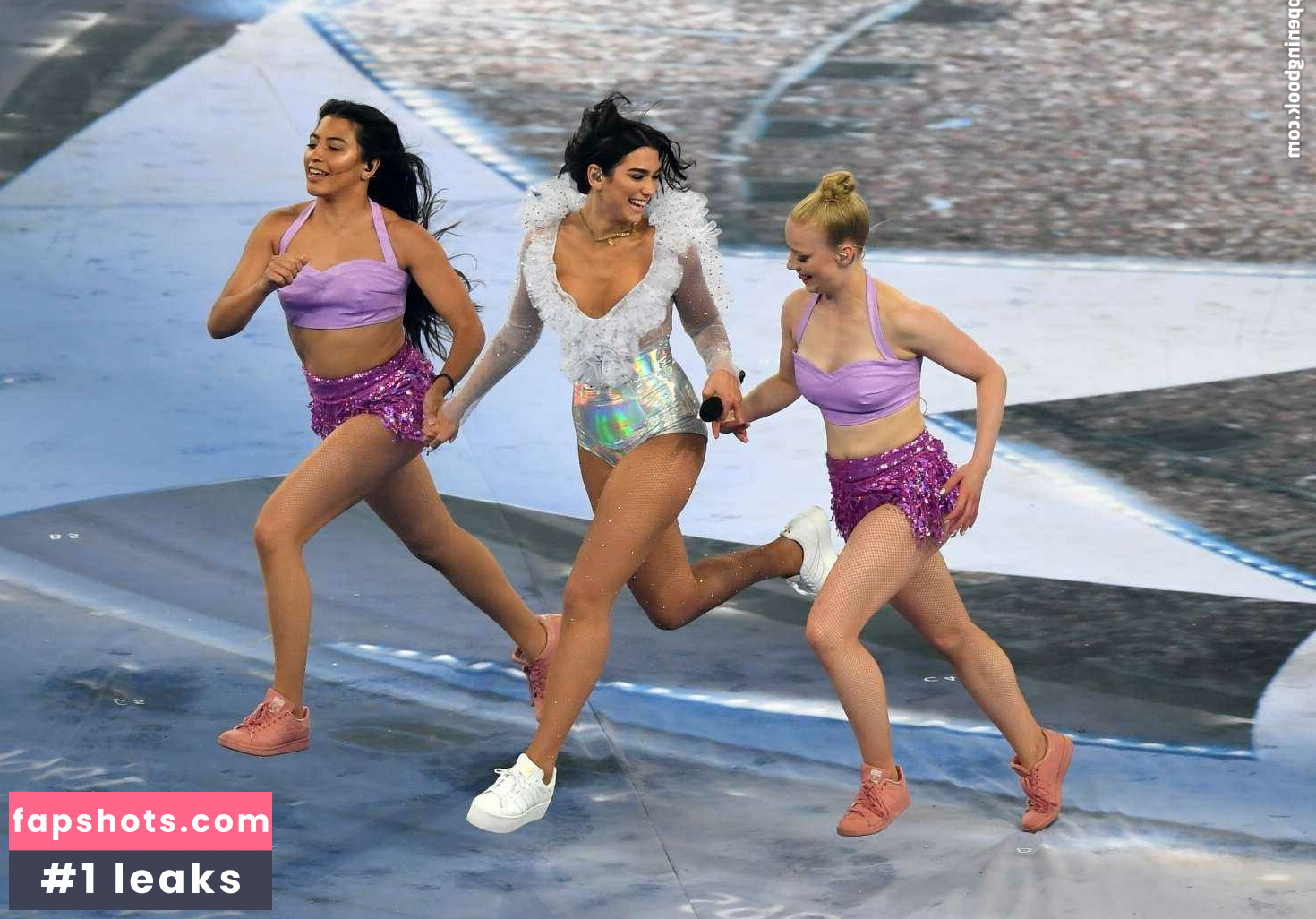 Dua Lipa gallery photo #4527