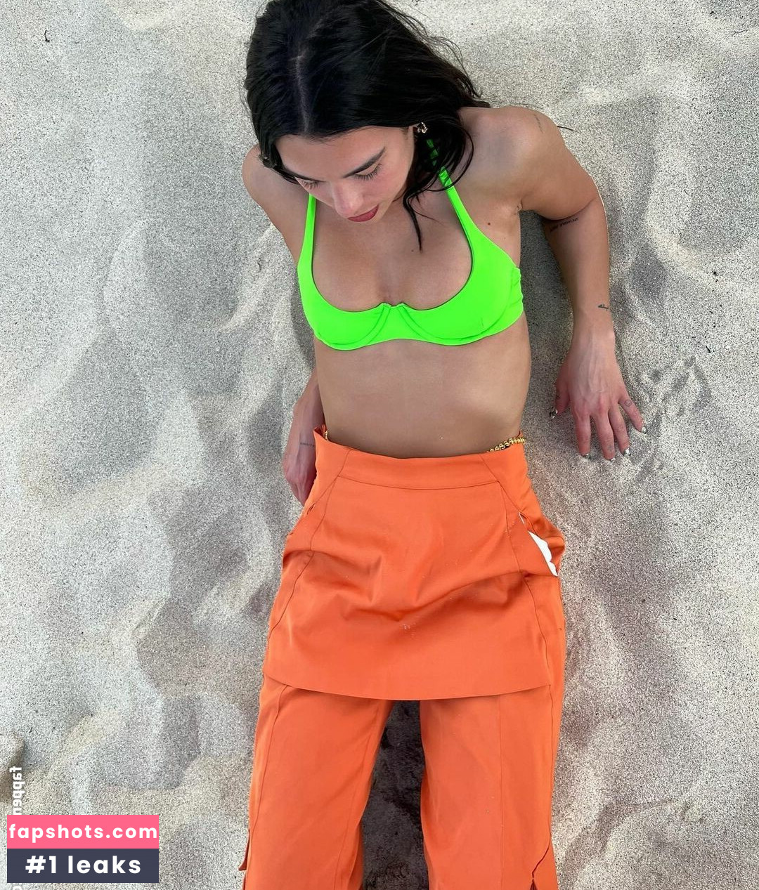 Dua Lipa gallery photo #4543