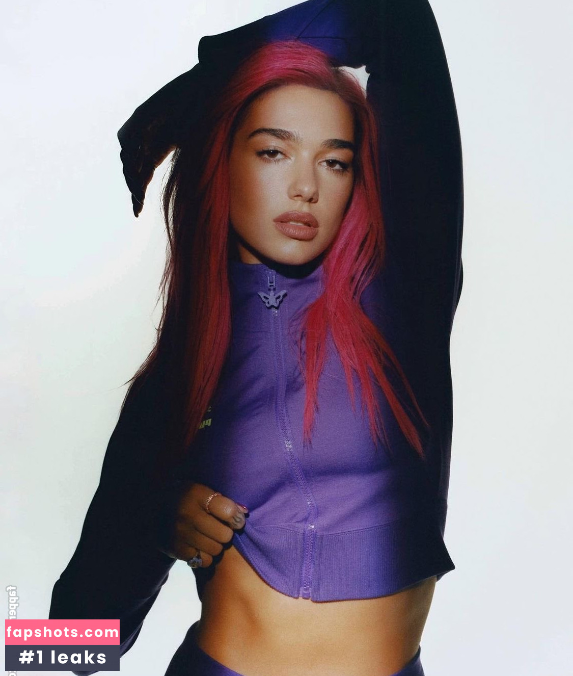 Dua Lipa gallery photo #4590