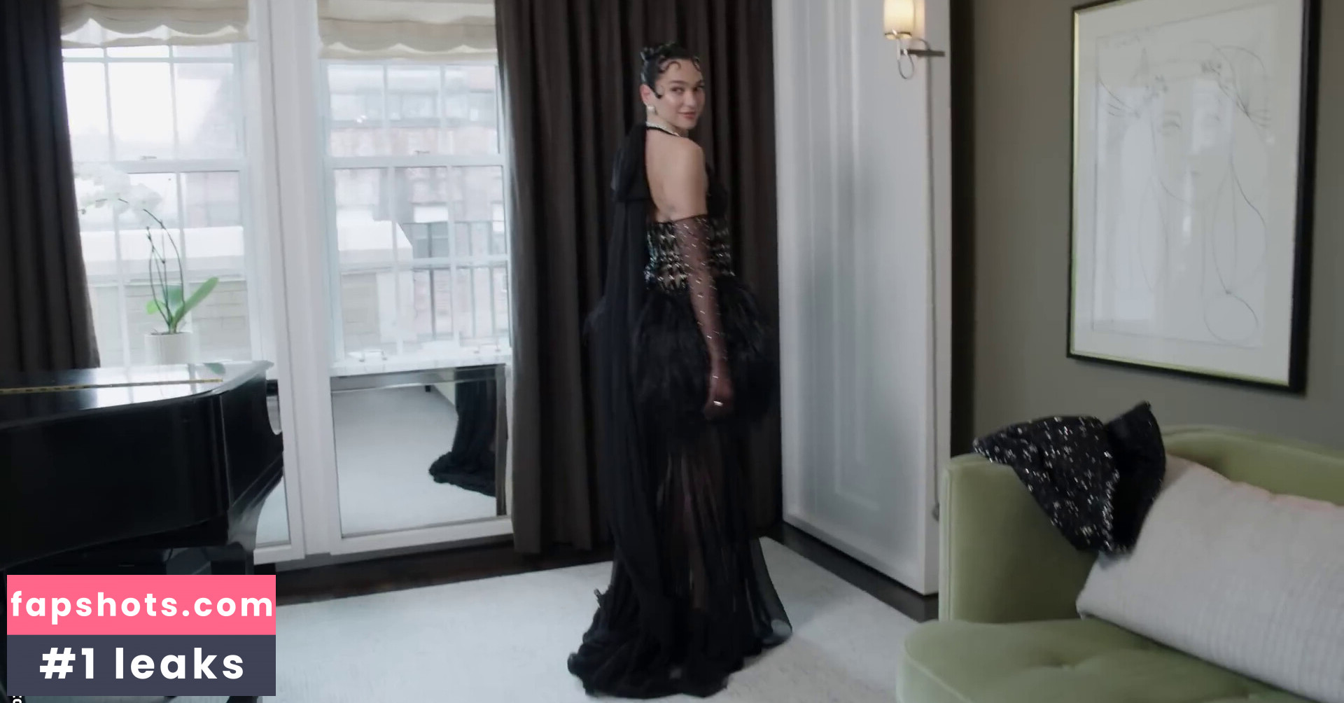 Dua Lipa gallery photo #465