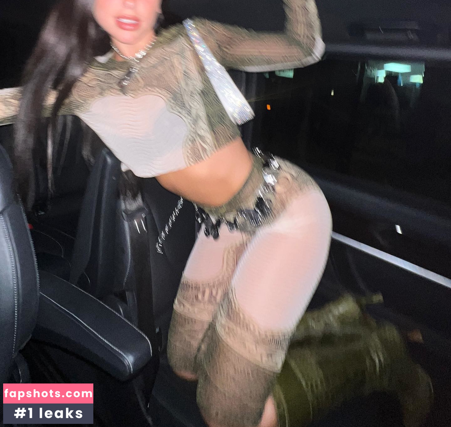 Dua Lipa gallery photo #4653