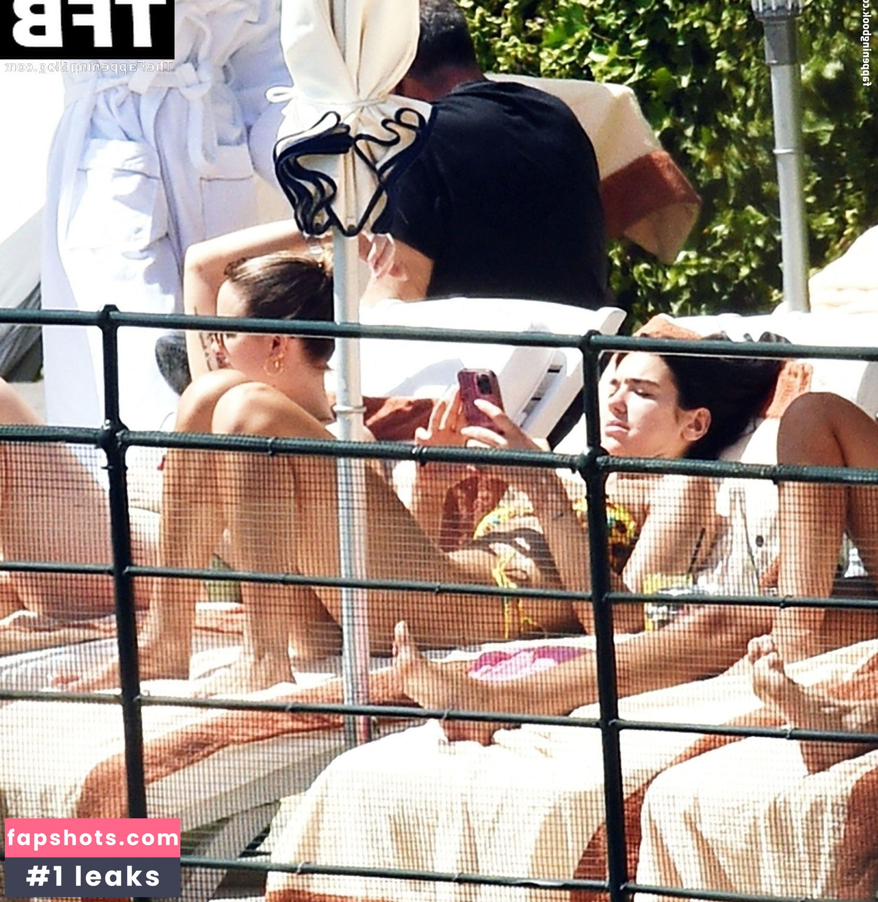 Dua Lipa gallery photo #4684