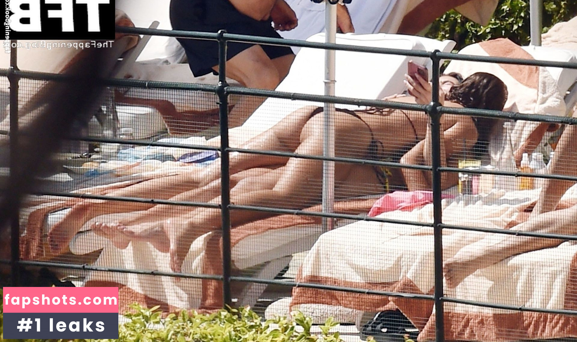 Dua Lipa gallery photo #4686