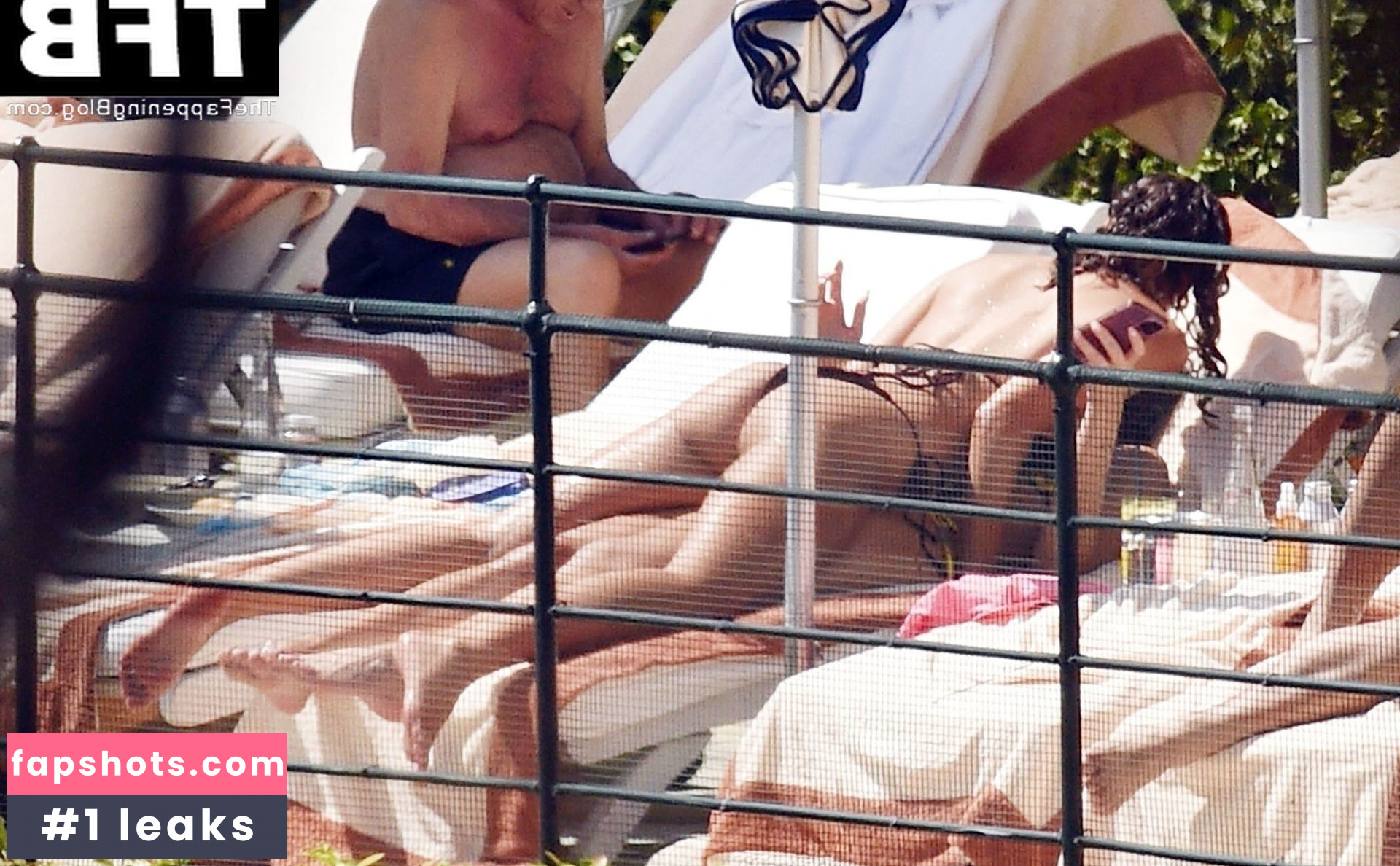 Dua Lipa gallery photo #4687