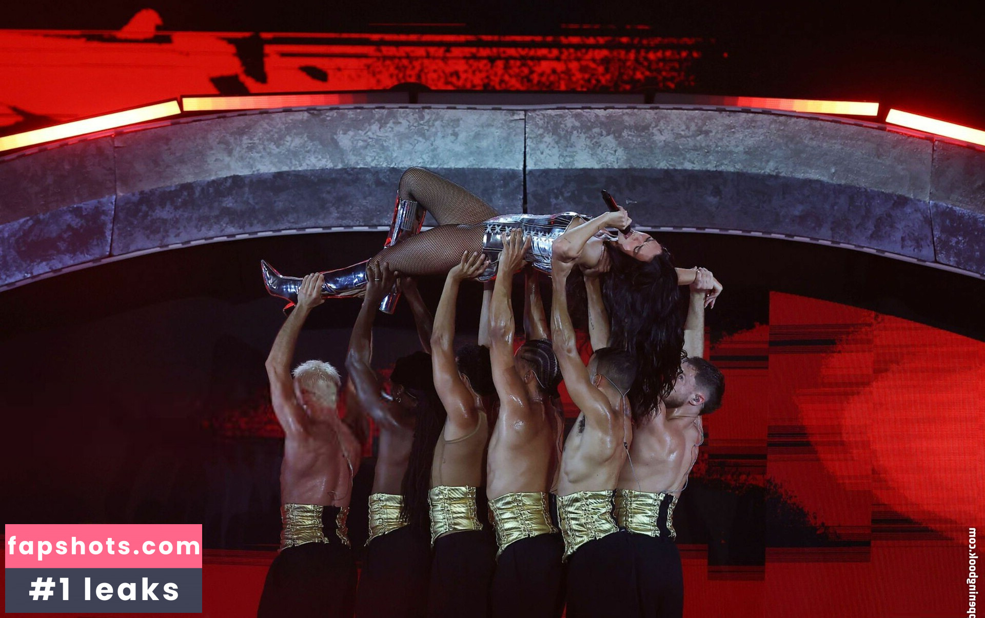 Dua Lipa gallery photo #48