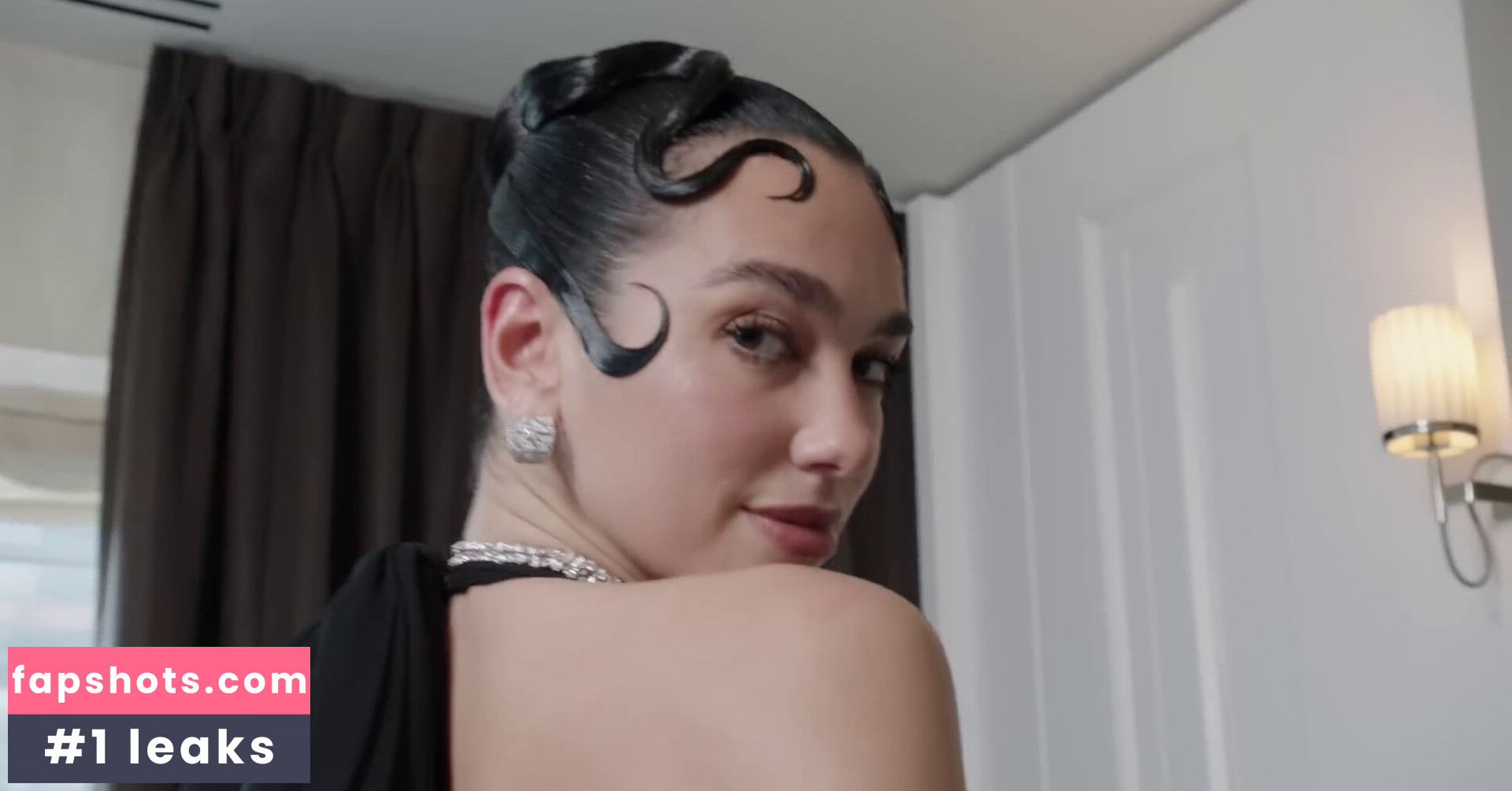 Dua Lipa gallery photo #472