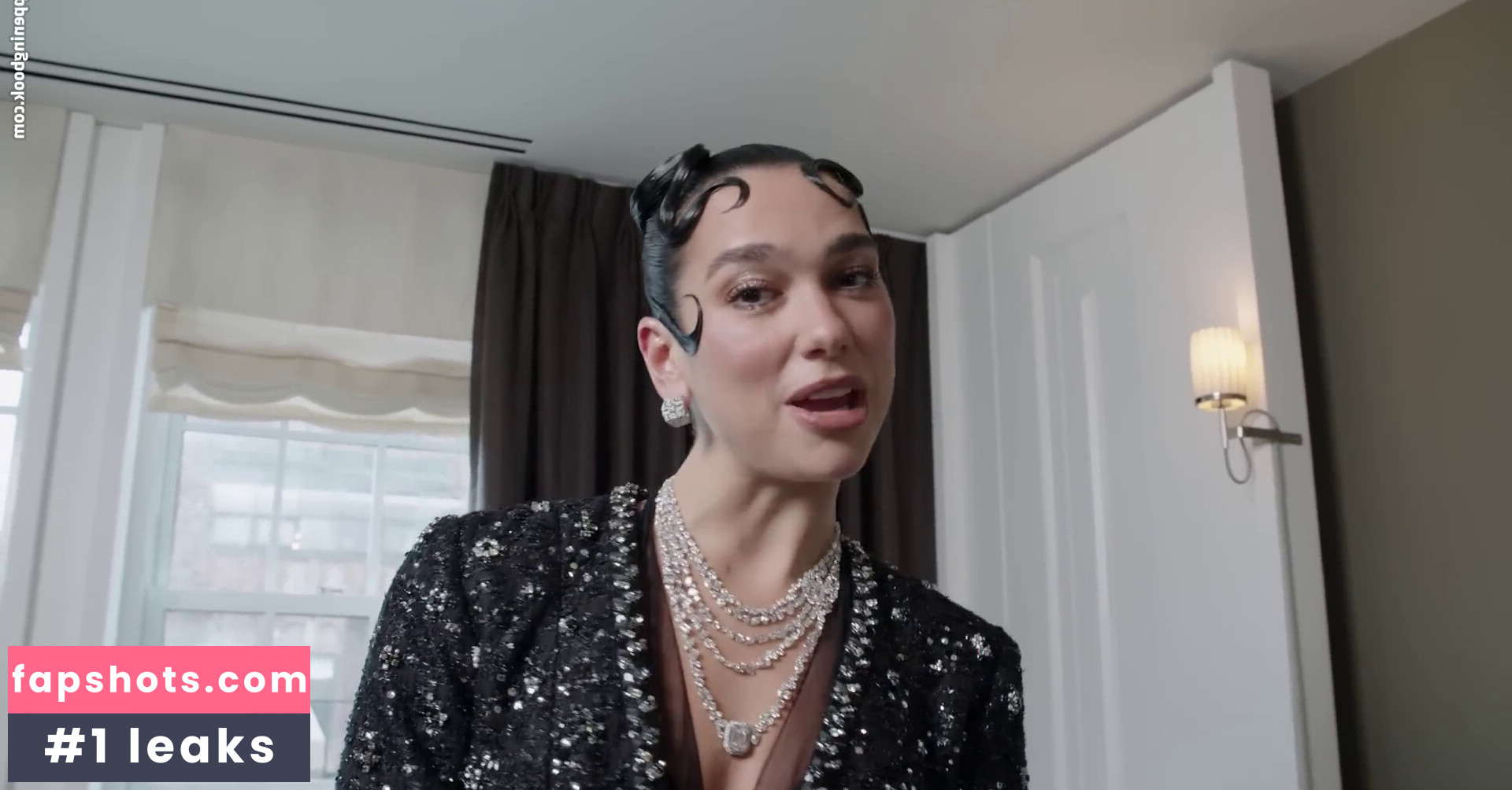 Dua Lipa gallery photo #473