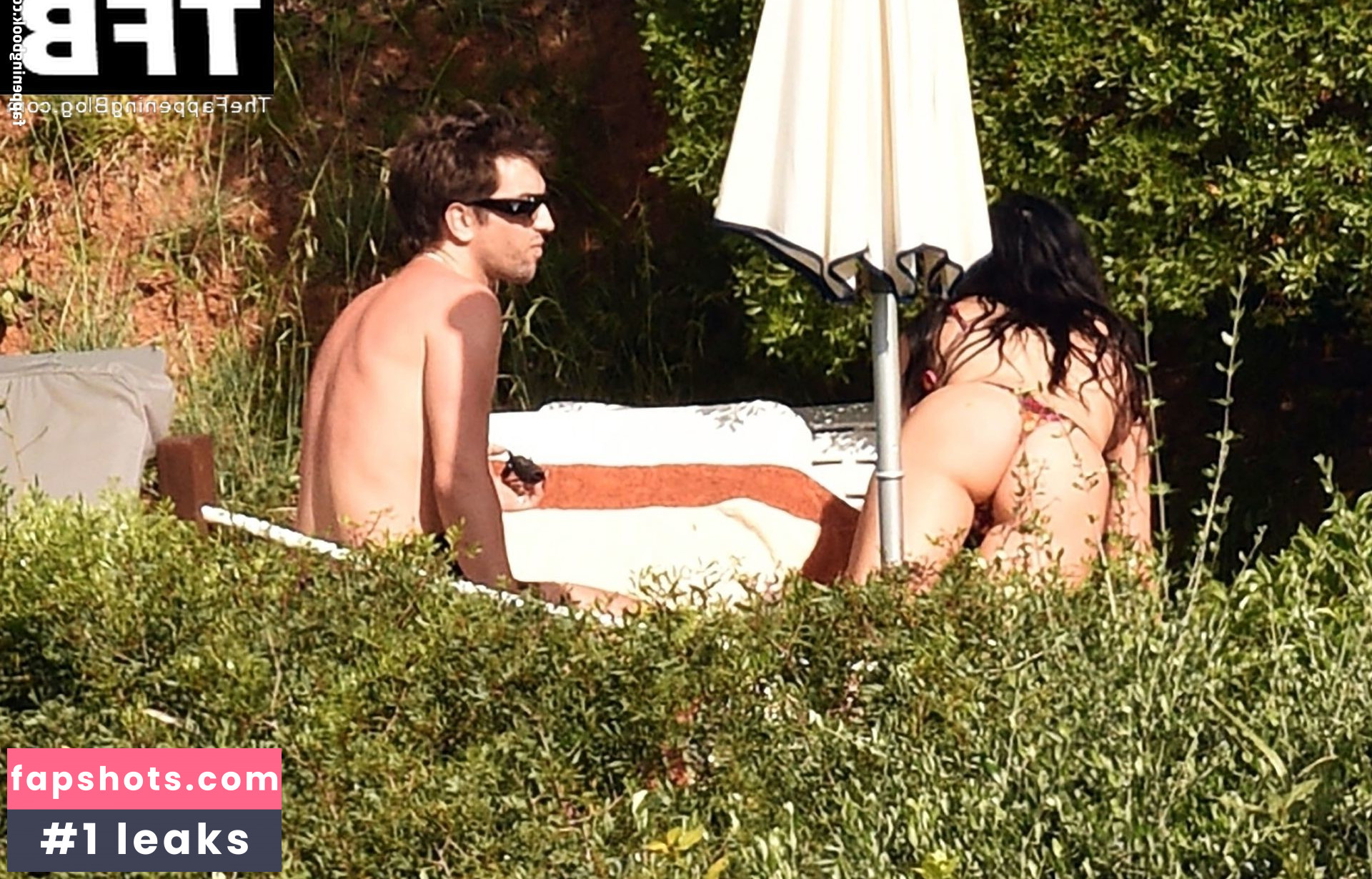 Dua Lipa gallery photo #4722