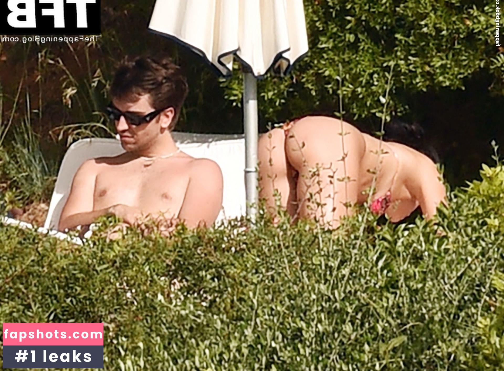 Dua Lipa gallery photo #4723