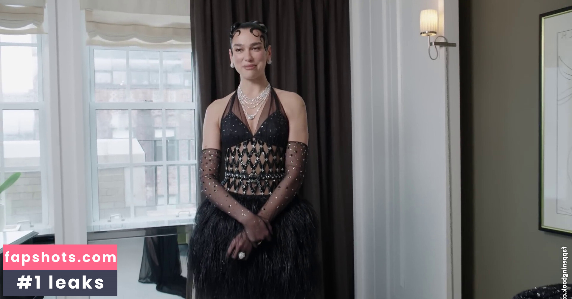 Dua Lipa gallery photo #476