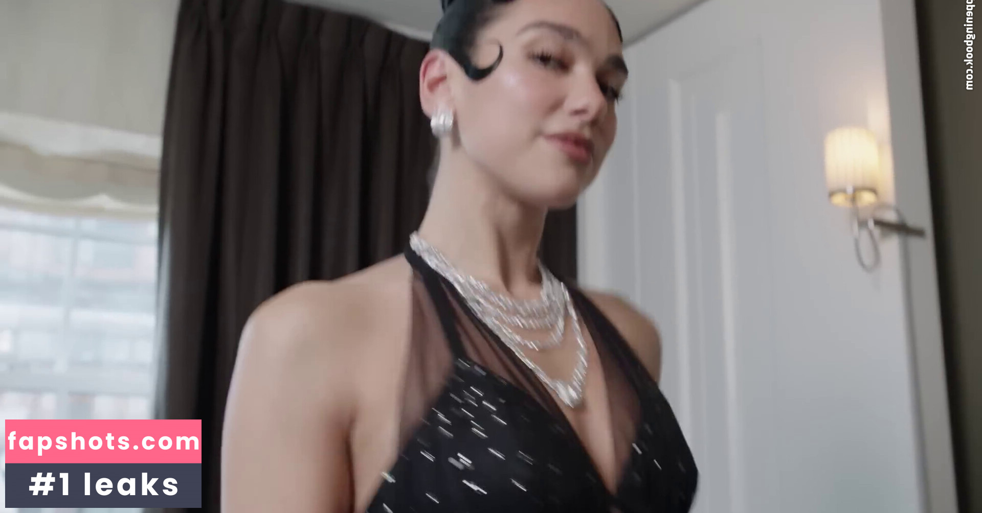 Dua Lipa gallery photo #477