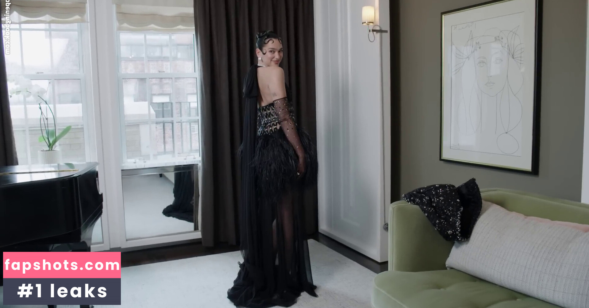 Dua Lipa gallery photo #485