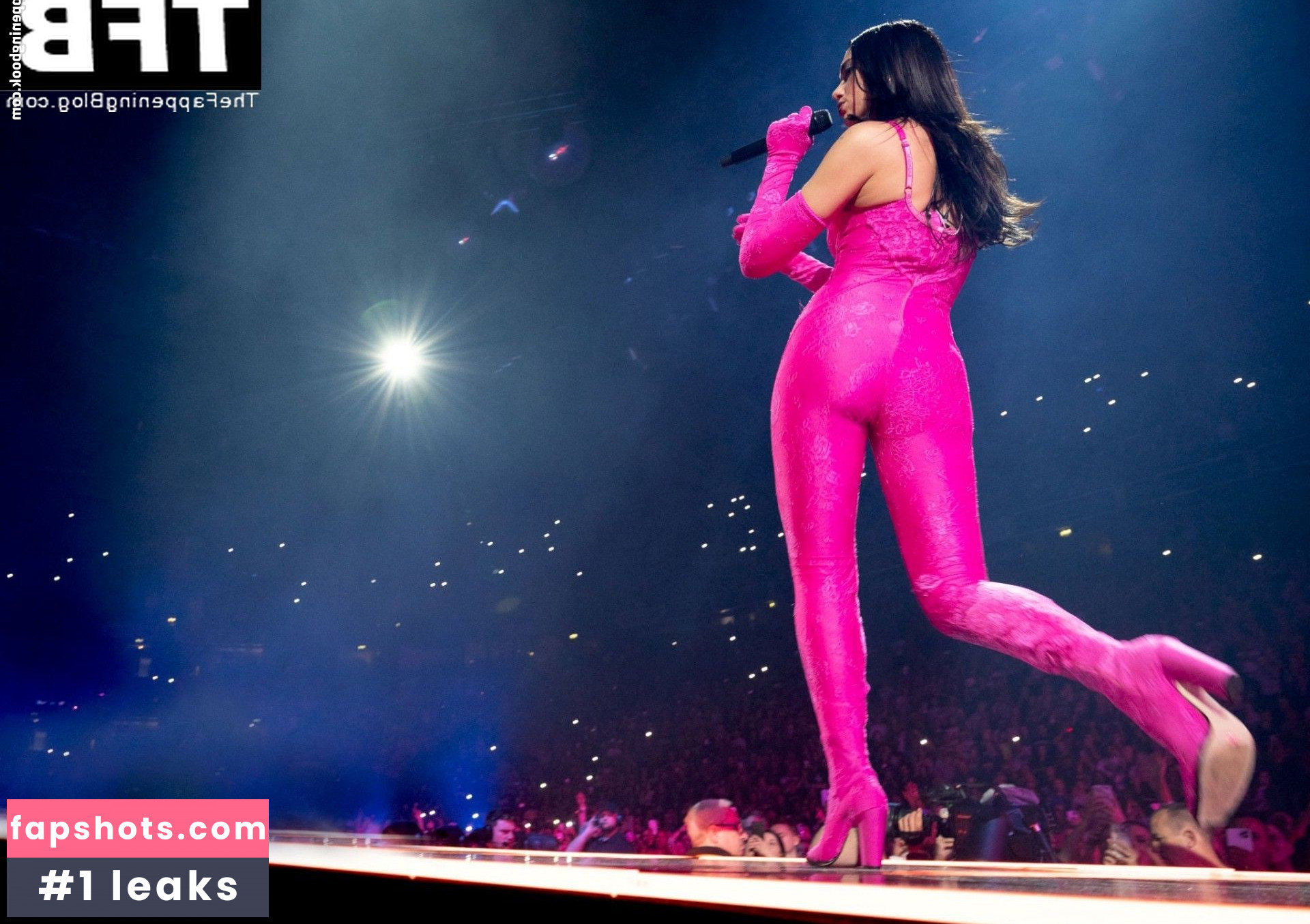 Dua Lipa gallery photo #4850