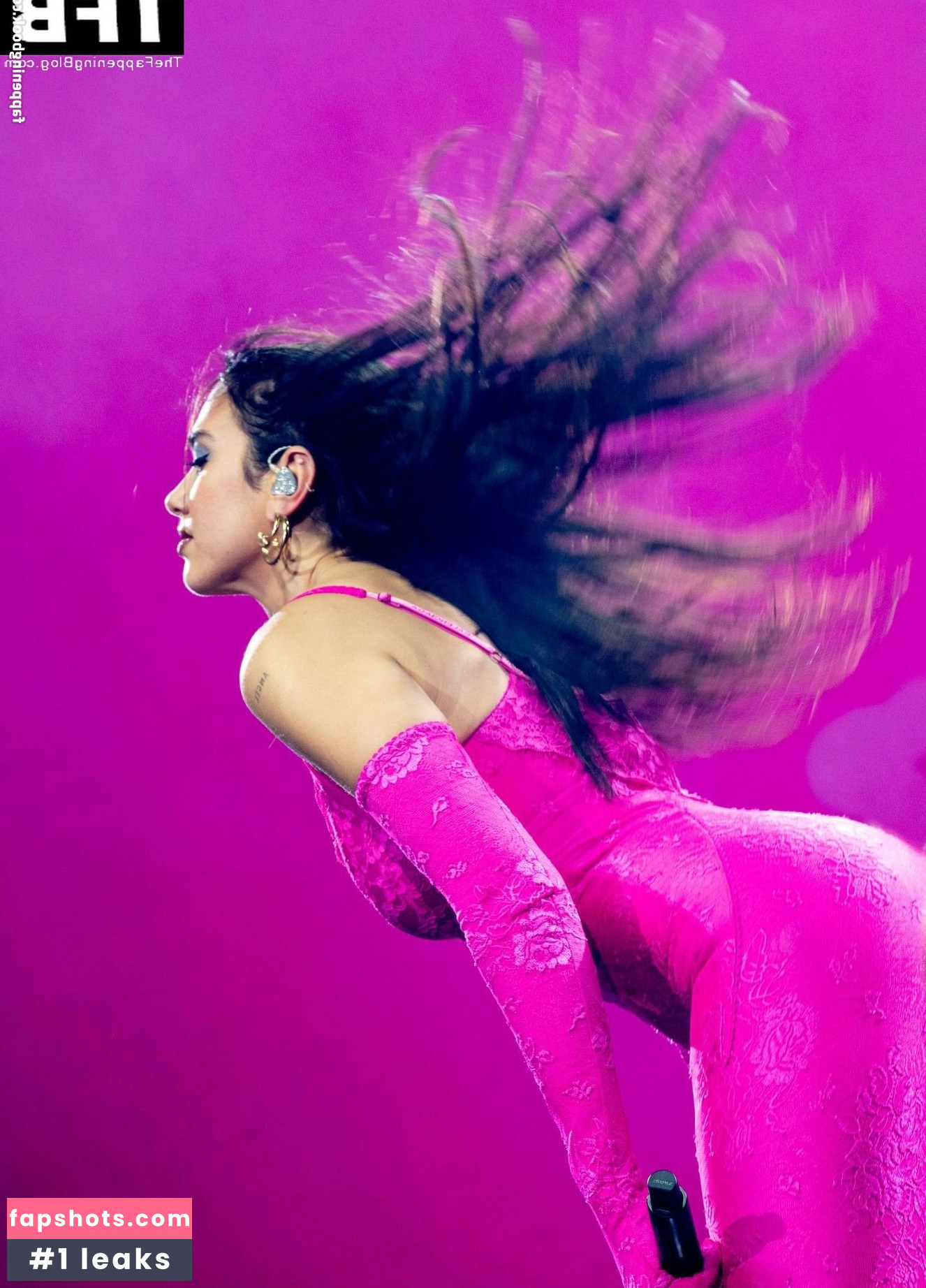 Dua Lipa gallery photo #4856