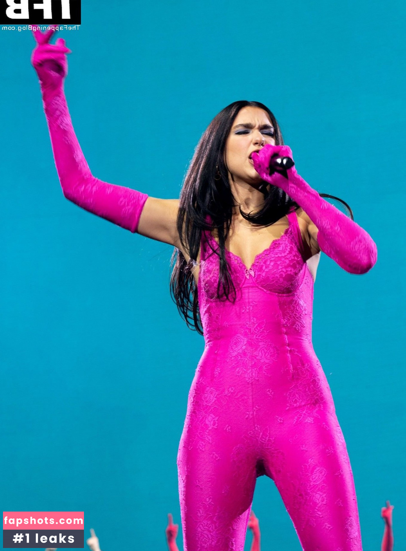 Dua Lipa gallery photo #4871