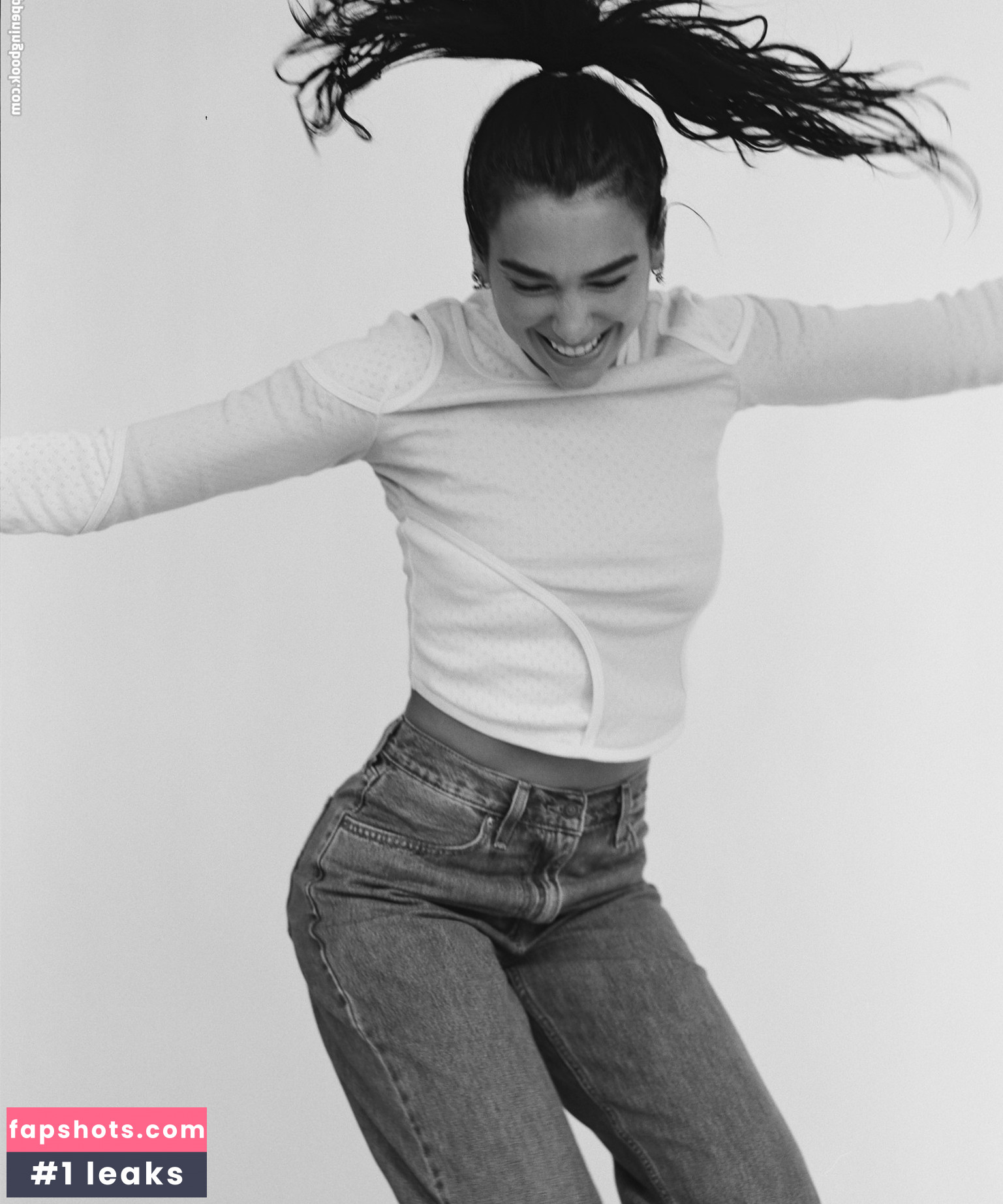 Dua Lipa gallery photo #4897