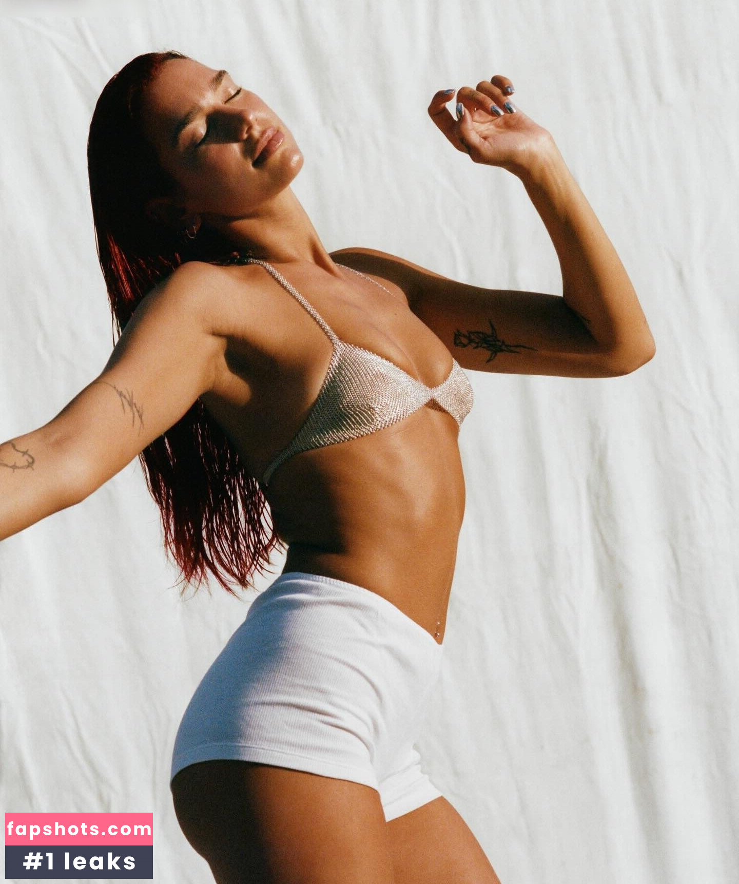 Dua Lipa gallery photo #491