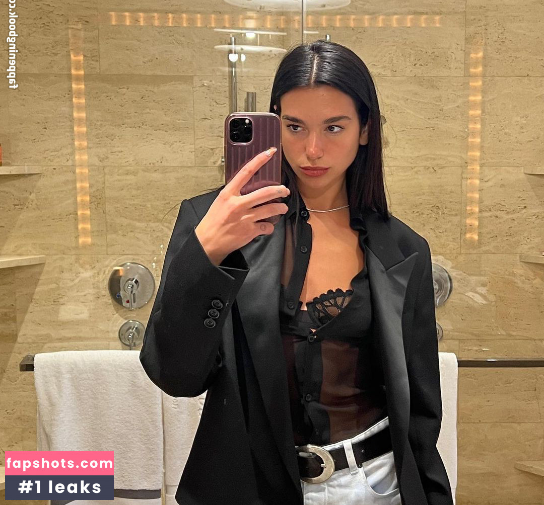Dua Lipa gallery photo #4905