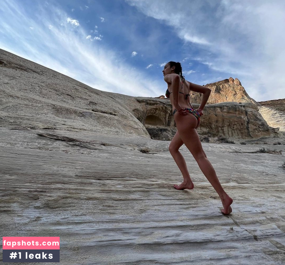 Dua Lipa gallery photo #4949