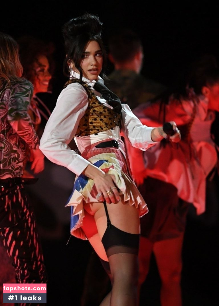 Dua Lipa gallery photo #4990