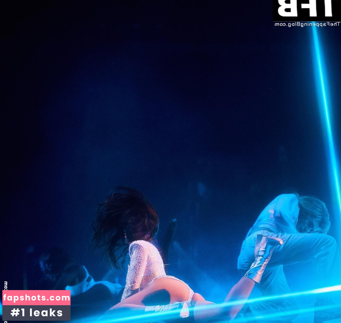 Dua Lipa gallery photo #5009