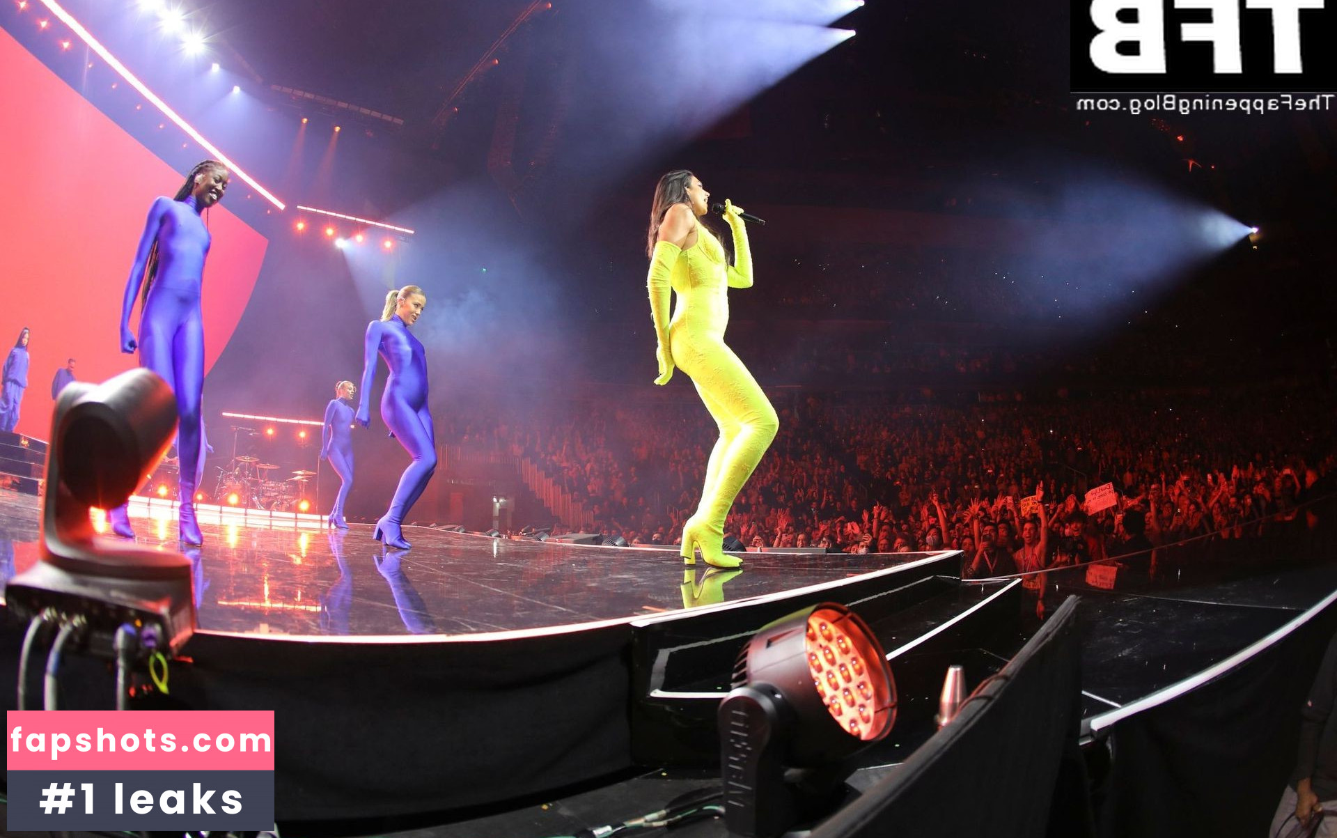 Dua Lipa gallery photo #5053