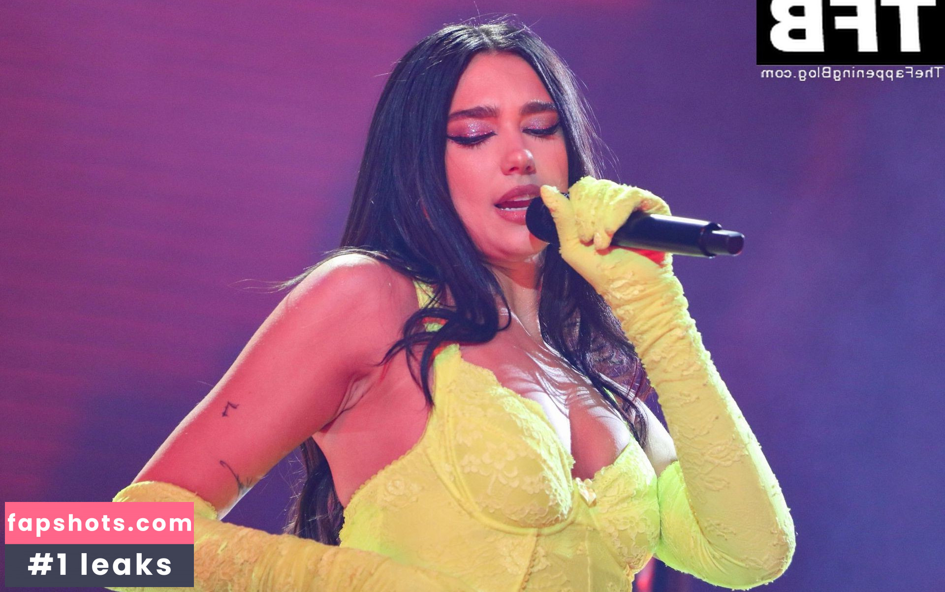 Dua Lipa gallery photo #5063