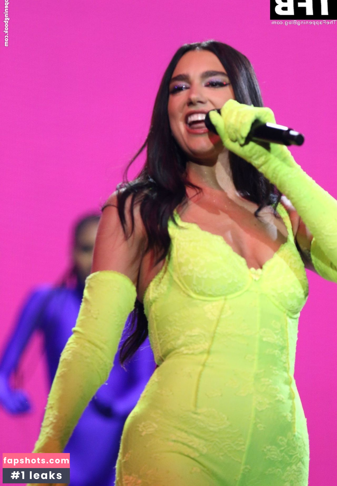 Dua Lipa gallery photo #5106