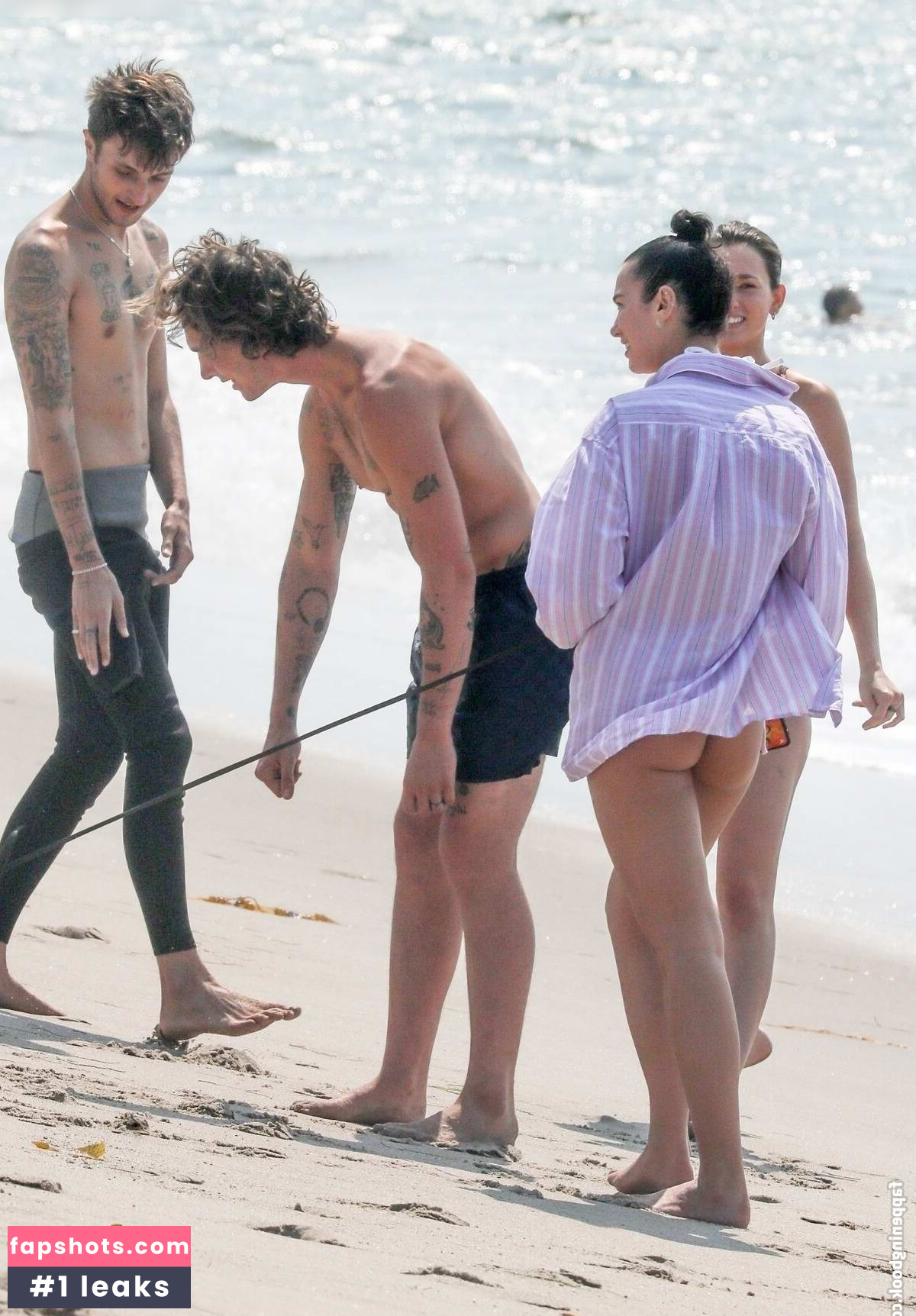 Dua Lipa gallery photo #516